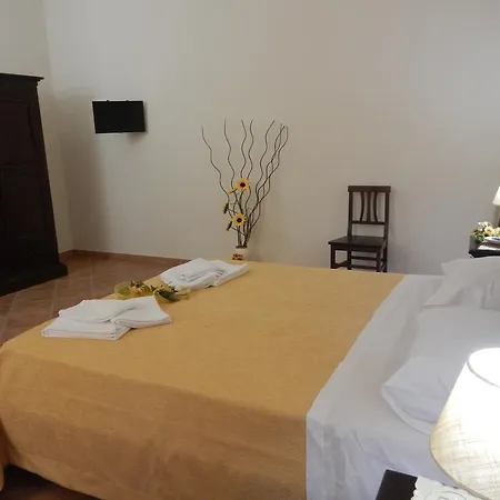 Agriturismo Monte Degli Angeli Serrano Room photo